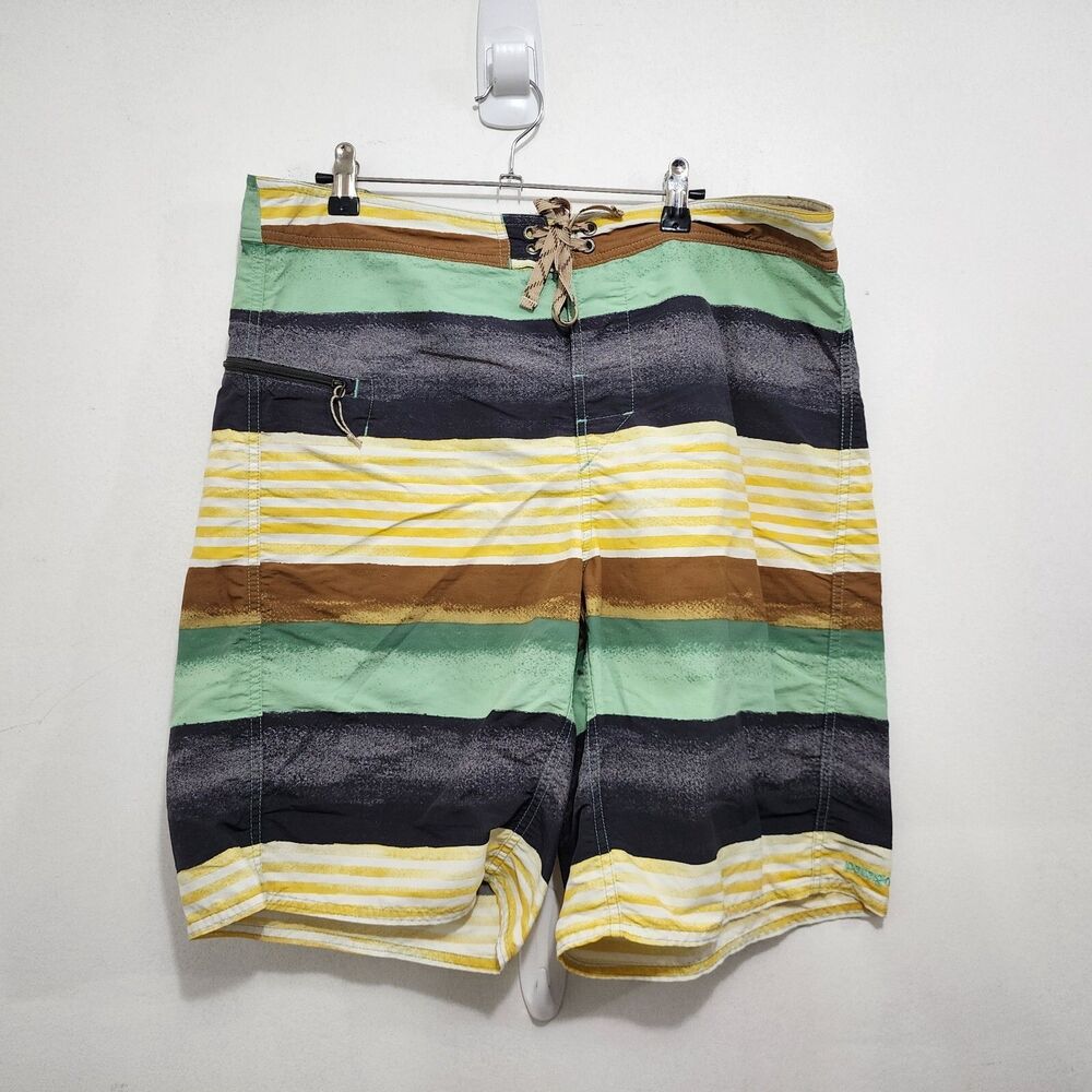 Patagonia Worn Wear M's Printed Wavefarer Board Shorts 21" Mens W36 Yellow Strip